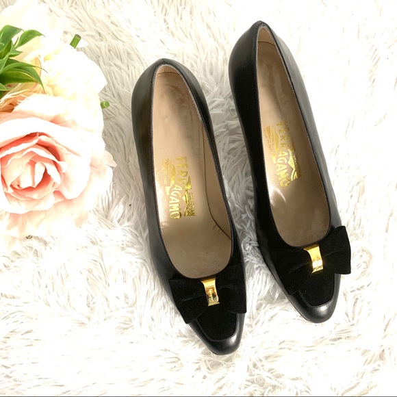 Salvatore Ferragamo Shoes - Salvatore Ferragamo Leather Black Bow pumps 7.5